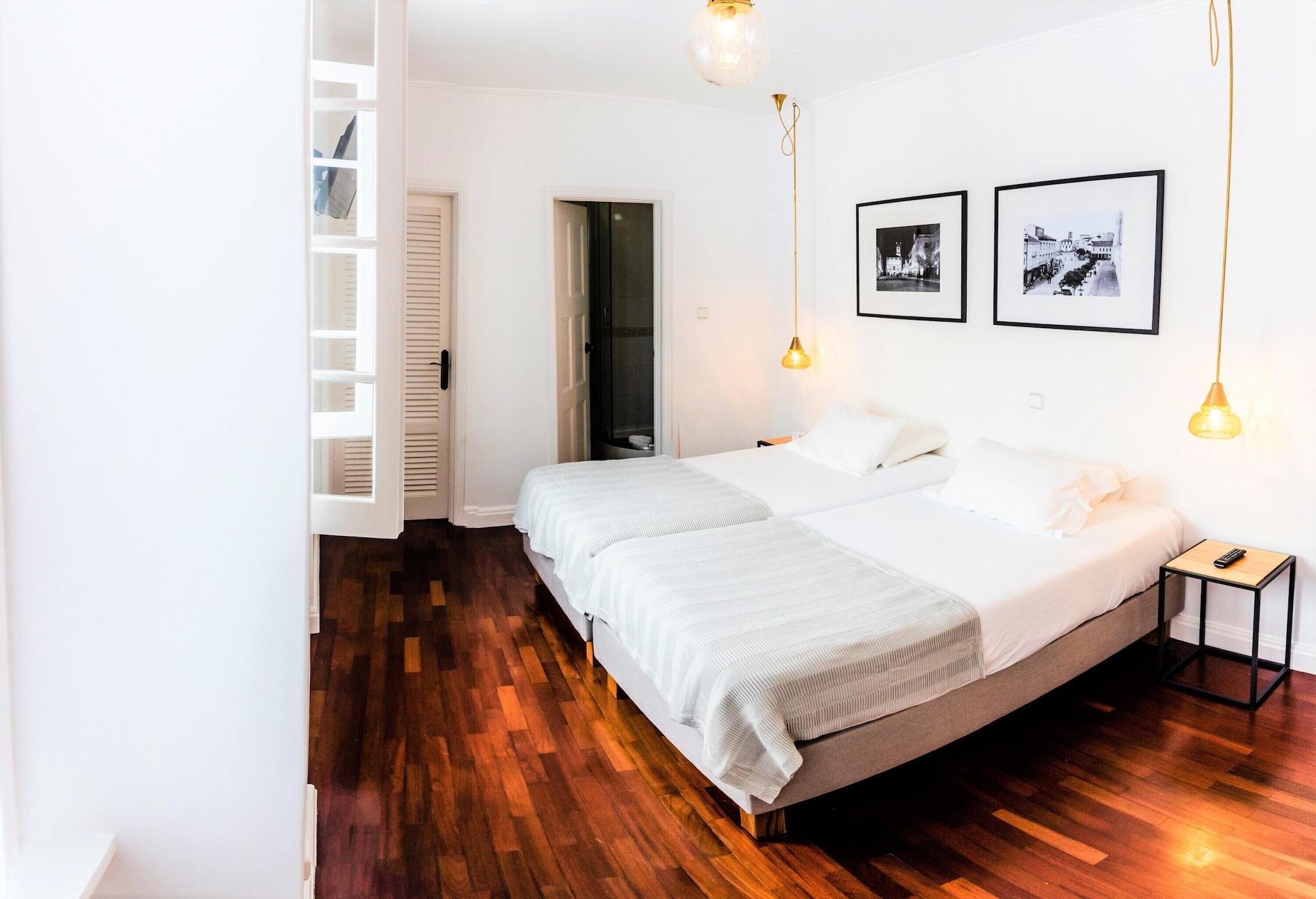 Comercial Boutique Guest House Ponta Delgada Dış mekan fotoğraf